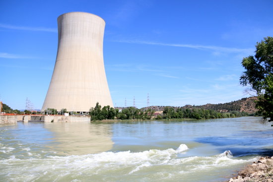 Vista de la central nuclear d'Ascó | ACNear d'Ascó | ACN