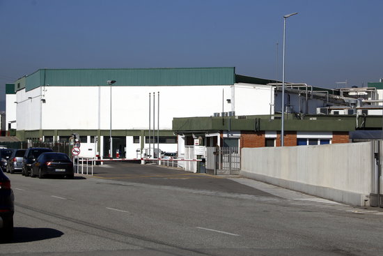 Entrada a l'escorxador de Grupo Jorge a Santa Eugènia de Berga | ACN