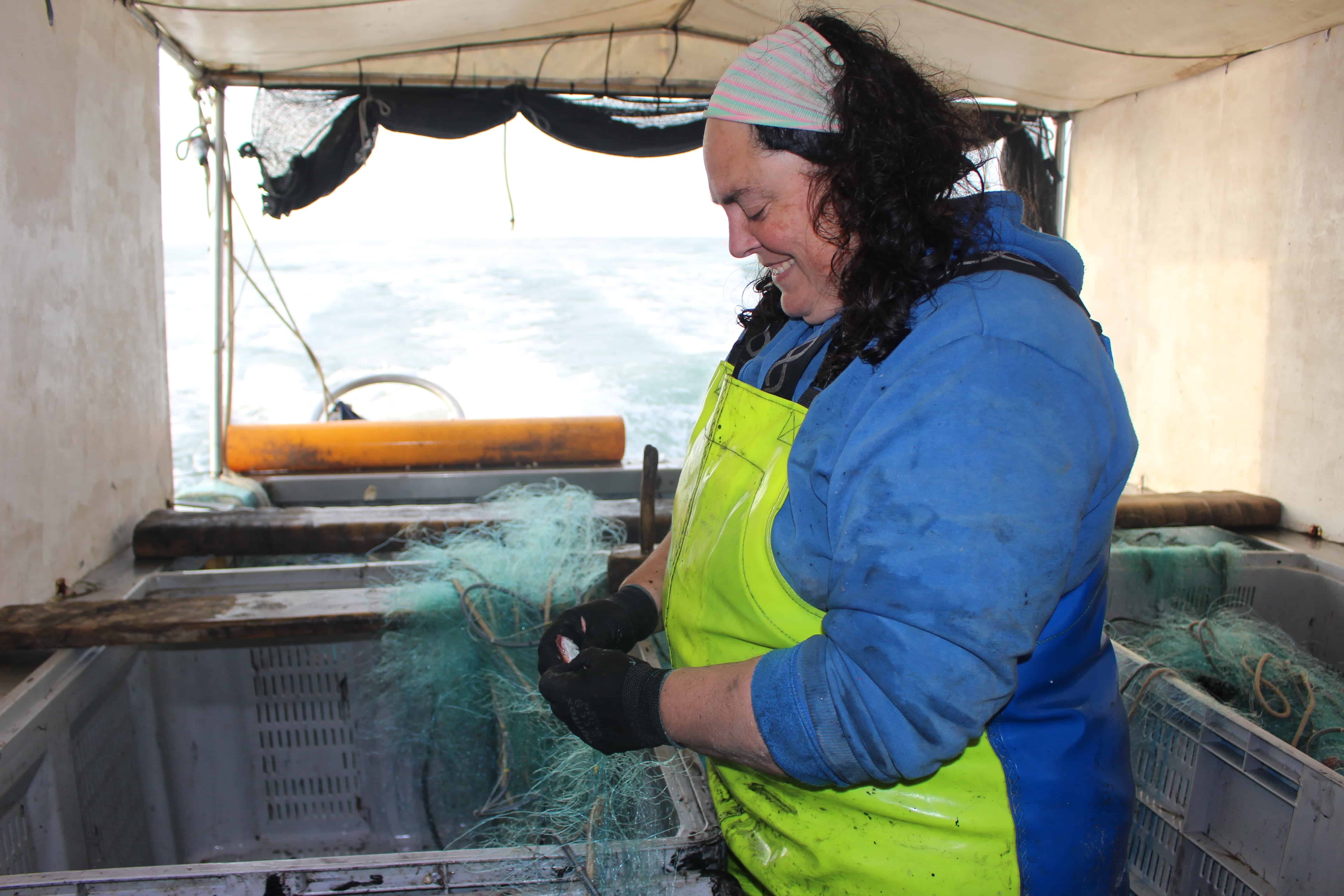La Maribel Cera és una de les poques pescadores de Catalunya | Anna Rodríguez