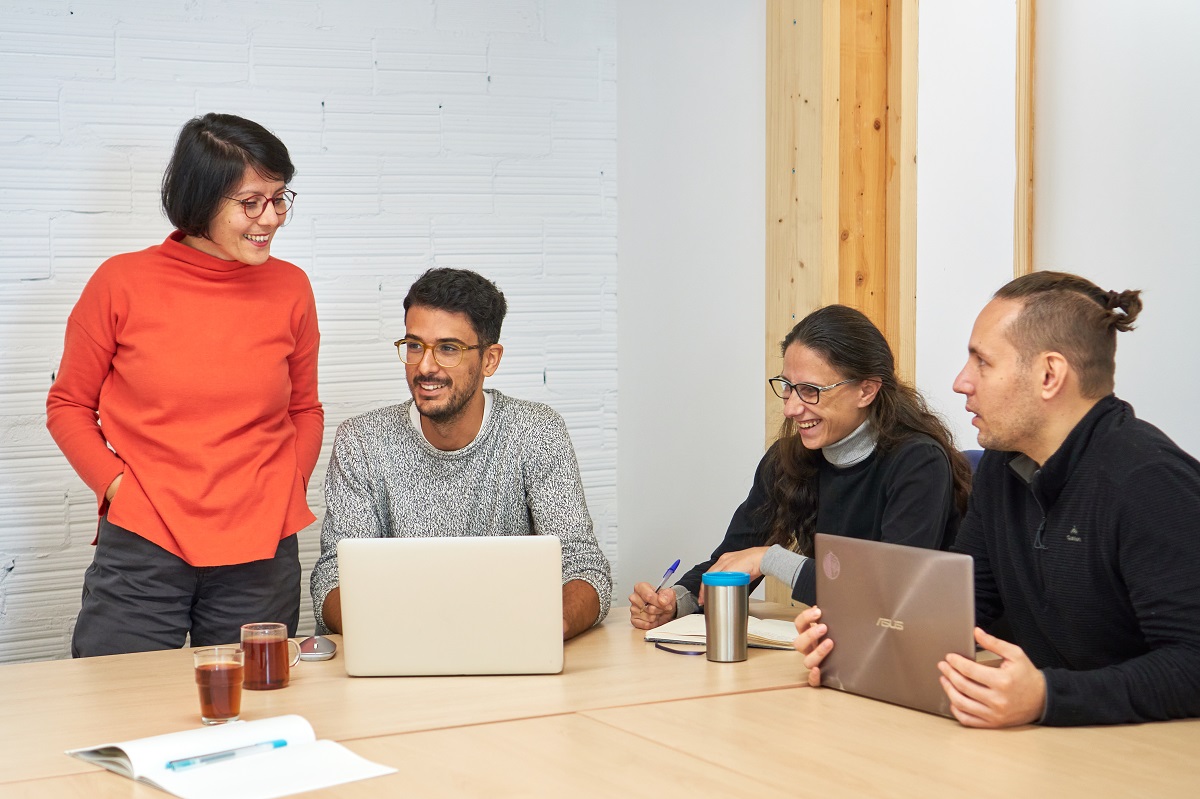 L'equip de Col·lectivaT. D'esquerra a dreta, Özgür Güneş Öztürk Okumuş, Alp Öktem, Pelin Doğan i Baybars Külebi.