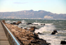 Ventada brutal: 170 km/h, 4 ferits i carreteres tallades